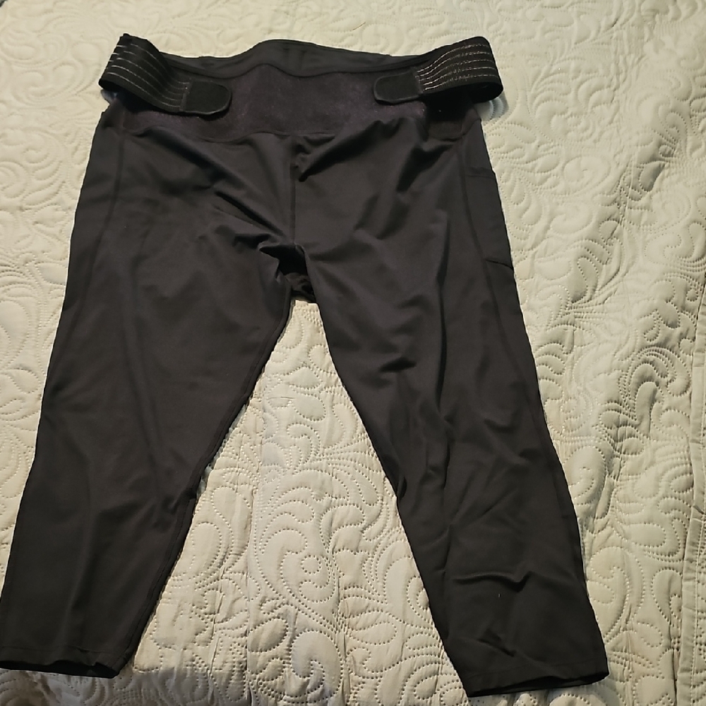 Tommie Copper Plus Women’s Pro-Grade Lower Back Support Compression Leggings